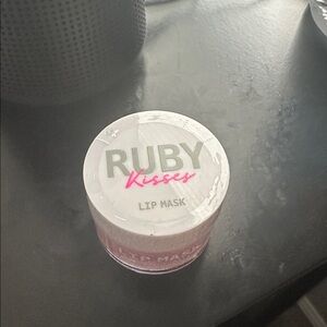 Ruby Kisses Lip Mask